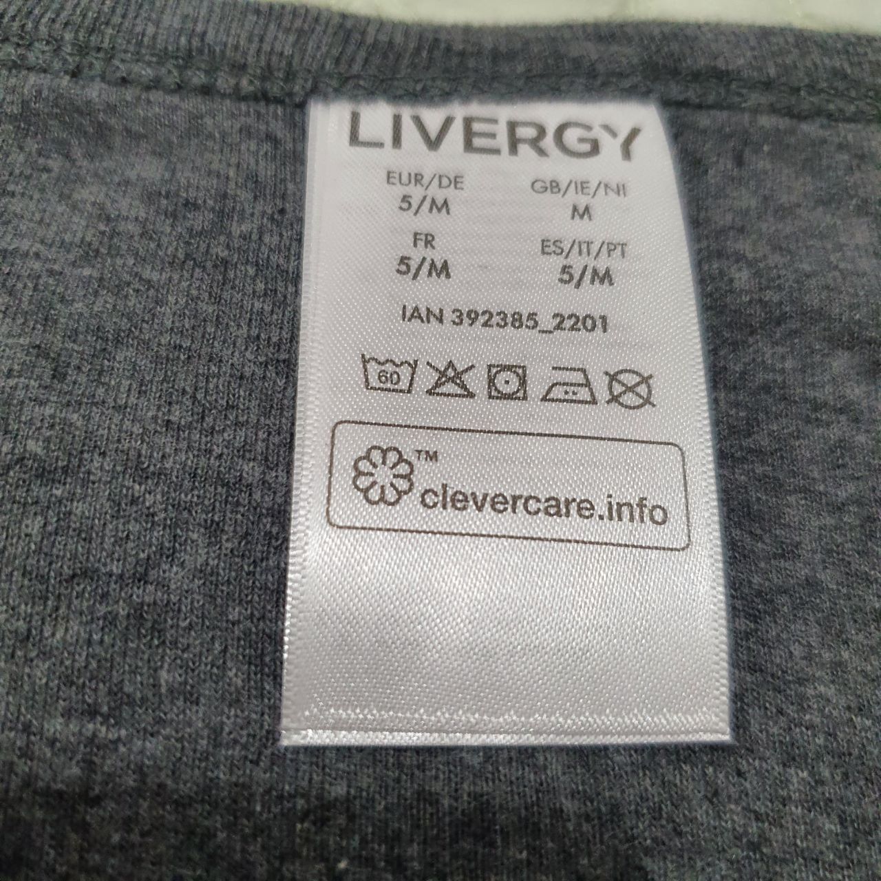 Tricou gri barbat Livergy, mărimea M, 100% bumbac, moale și plăcut la