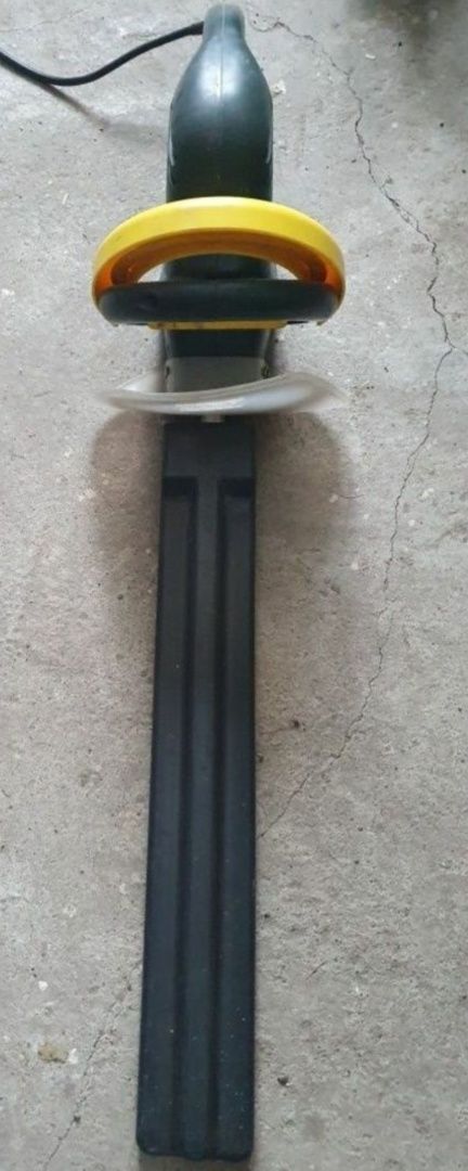 Trimmer electric foarfeca tuns gard Gizzly