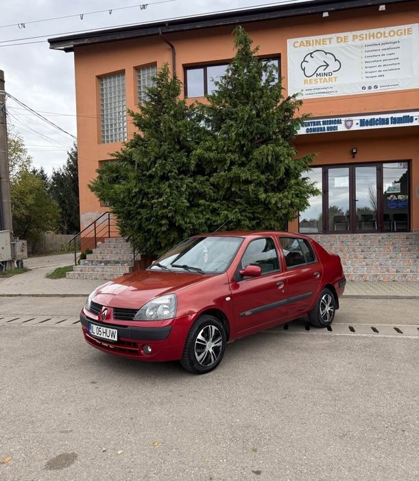 Vând sau schimb renault