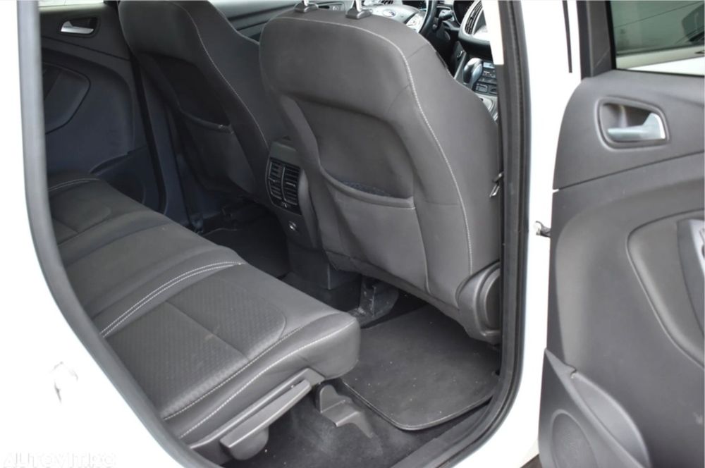 Ford Kuga 1.5 TDCi 2WD Powershift Trend