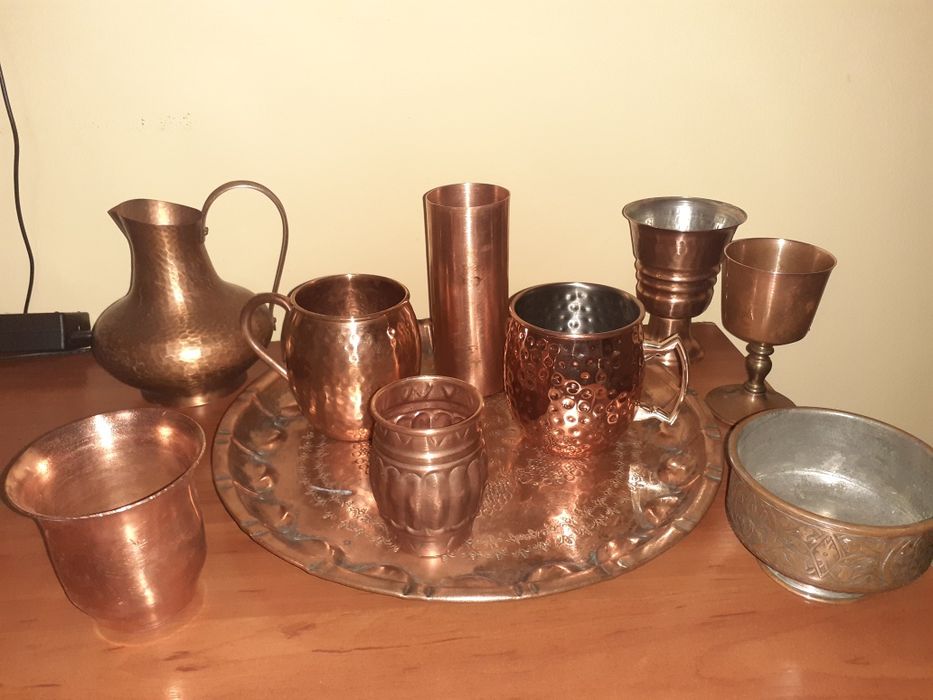 Медна кана и чаша за вино и вода