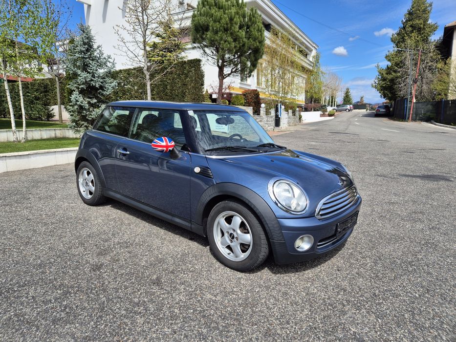 Mini Cooper  2010 1,4 benzina 127000km