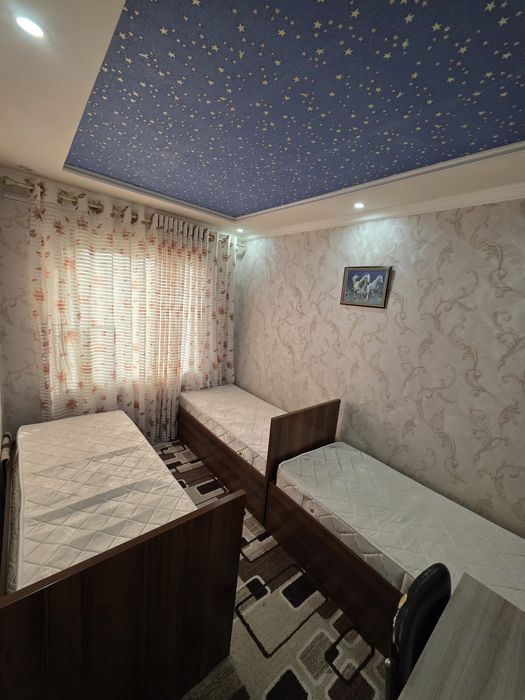 Кибрай центр 3/4/4 , кирпич , 77-серия , балкон 2х6.