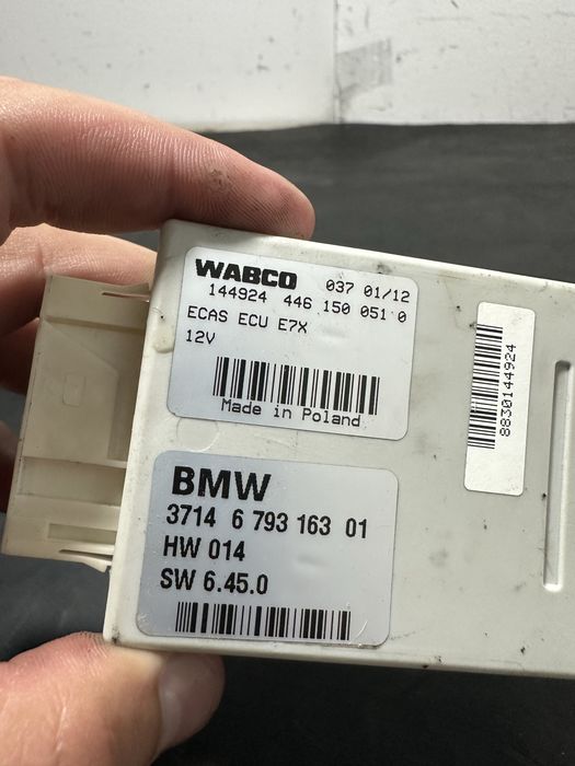 Modul suspensie perne aer BMW X5 E70 X6 E71 | 6793163