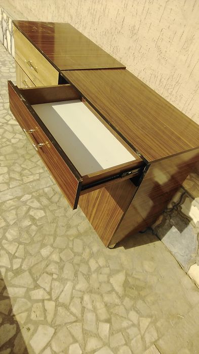 Тумбочка кухня учун