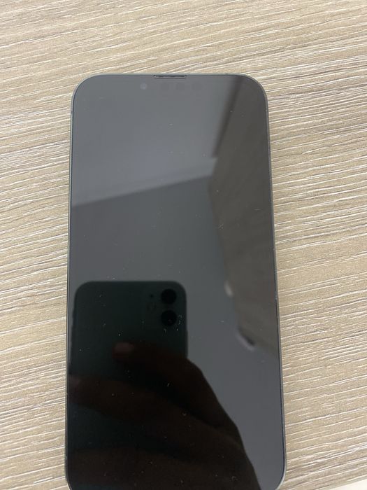 Vand iphone 13 pro nou urgent