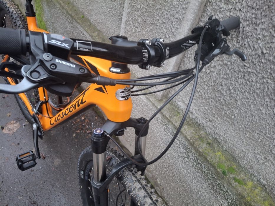 Bicicleta mtb carbon Cube