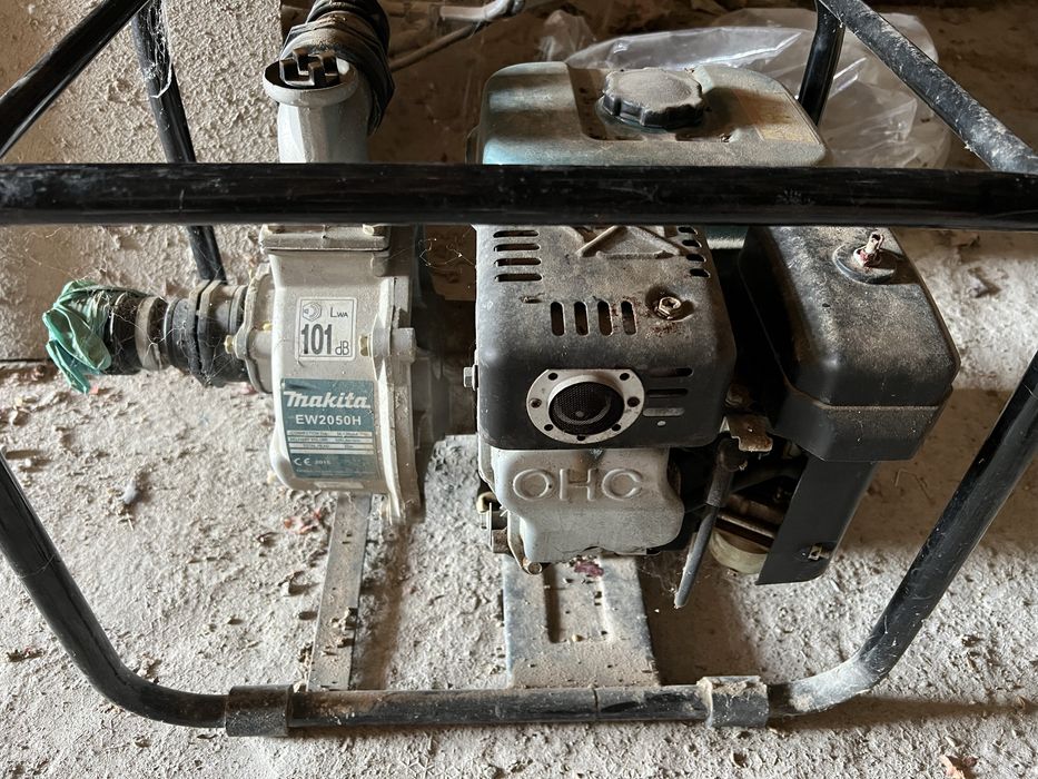 Vand motopompa apa Makita EW2050H
