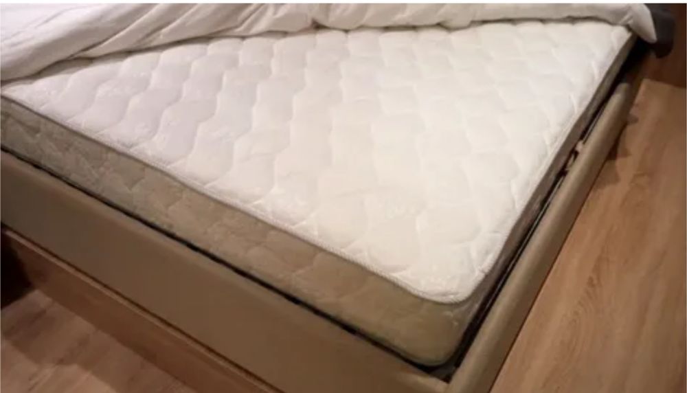 Продам ортопедический матрас 160/200