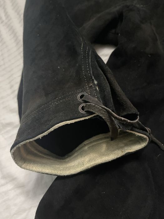 Lederhosen piele ( pantaloni bavarezi)