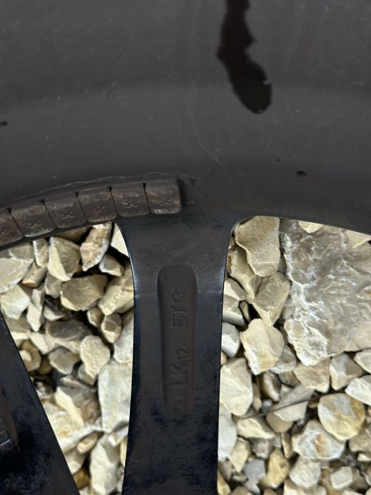 Audi 18 5x112 8J ET45 с летни гуми