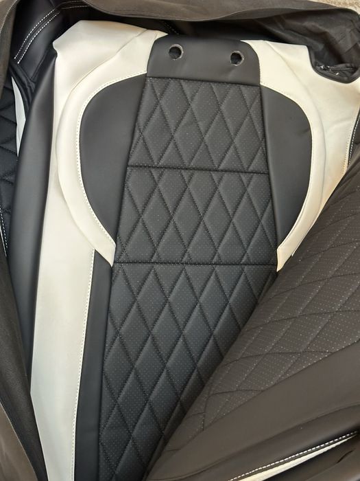 Продам чехол на Zeekr 001