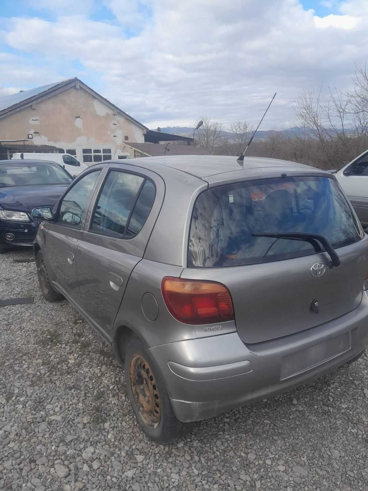 Toyota Yaris 1,3 vvti, Тойота Ярис на части!
Май 2003