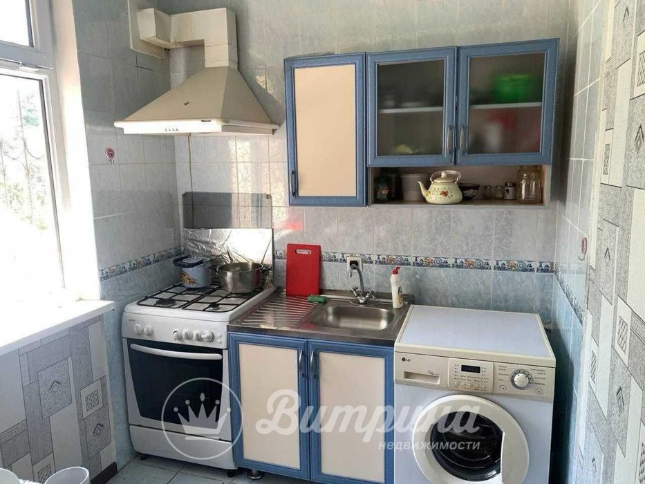 2 комнатная квартира на Максим Горького,Художники