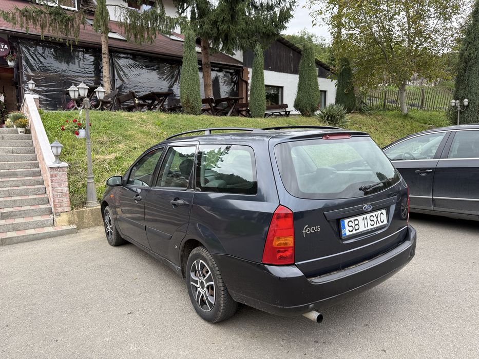 Ford Focus 1.6 benzina 2001
