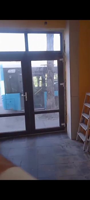 Ușa dubla termopan ieftina azi 1000 ron