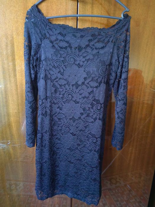 Дамски рокли различни видове