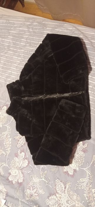 Черно дамско пухено яке