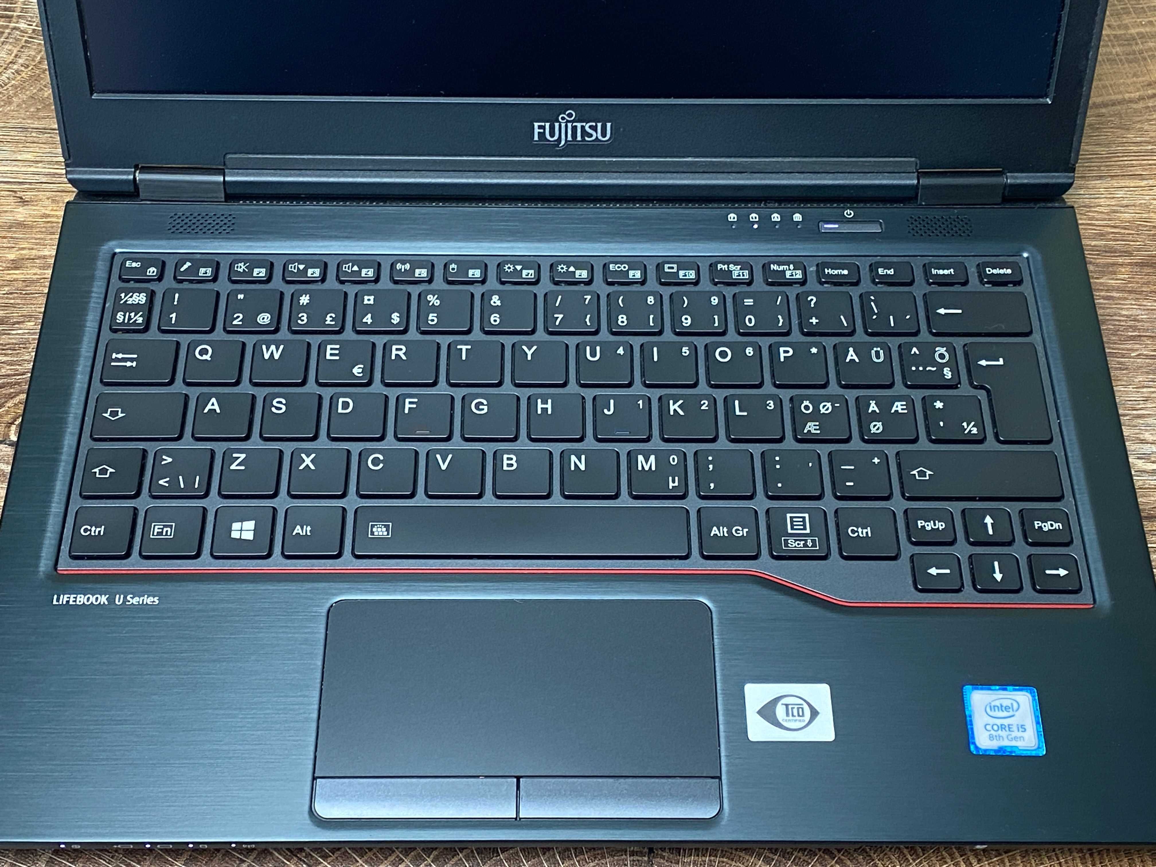 Лаптоп Fujitsu Lifebook U728, i5-8250U, 8 GB, 256GB SSD, 12.5" FullHD