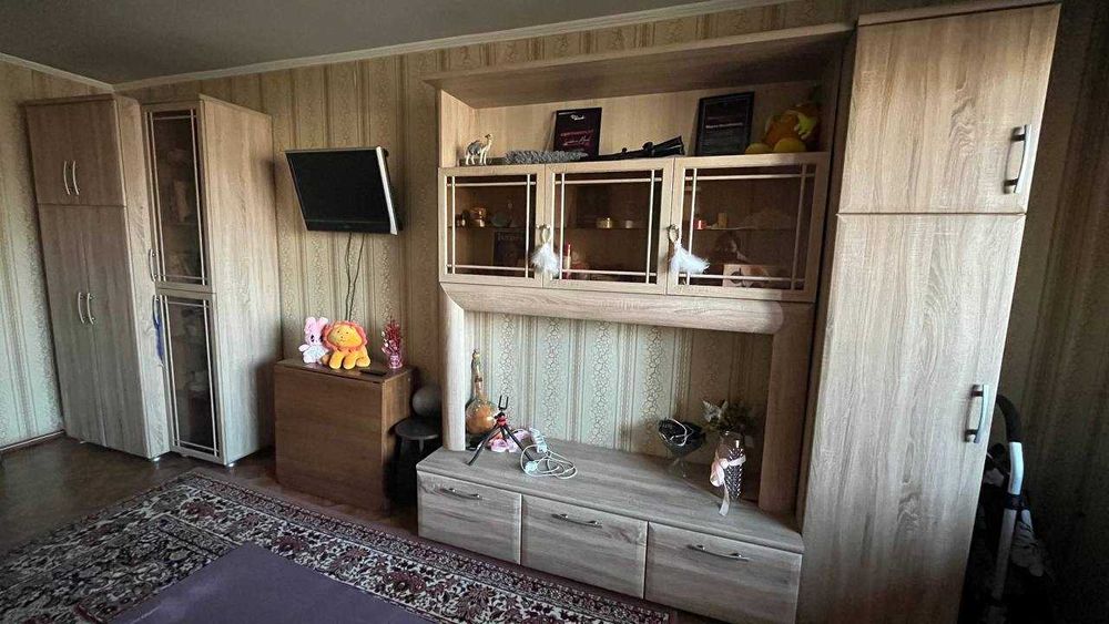 Стенка/горка в гостиную