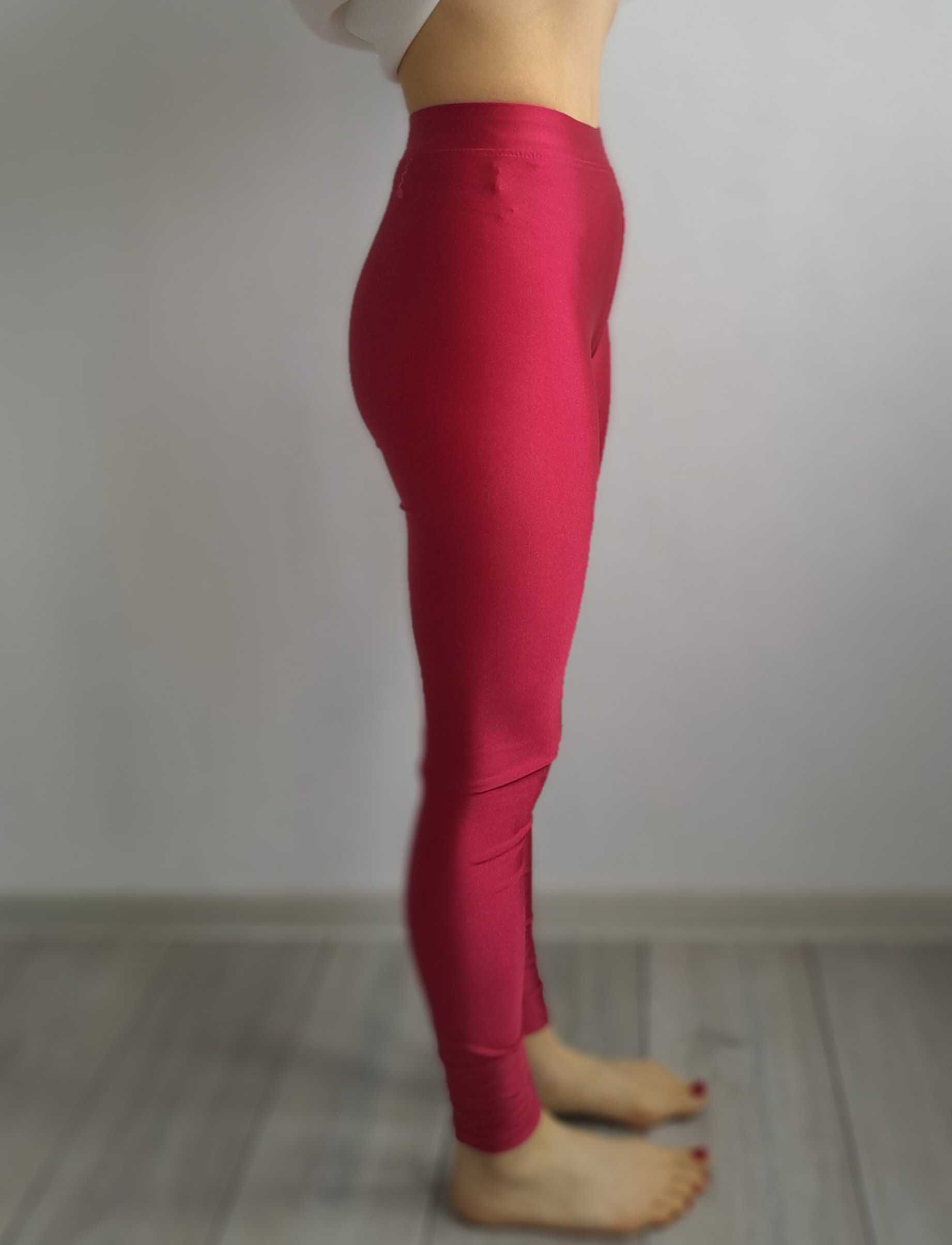 Compleu bluza si/sau pantaloni rosii ( impreuna sau separat )