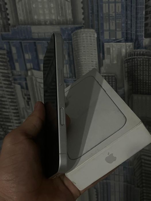 Айфон 16 акб 94 срочна.