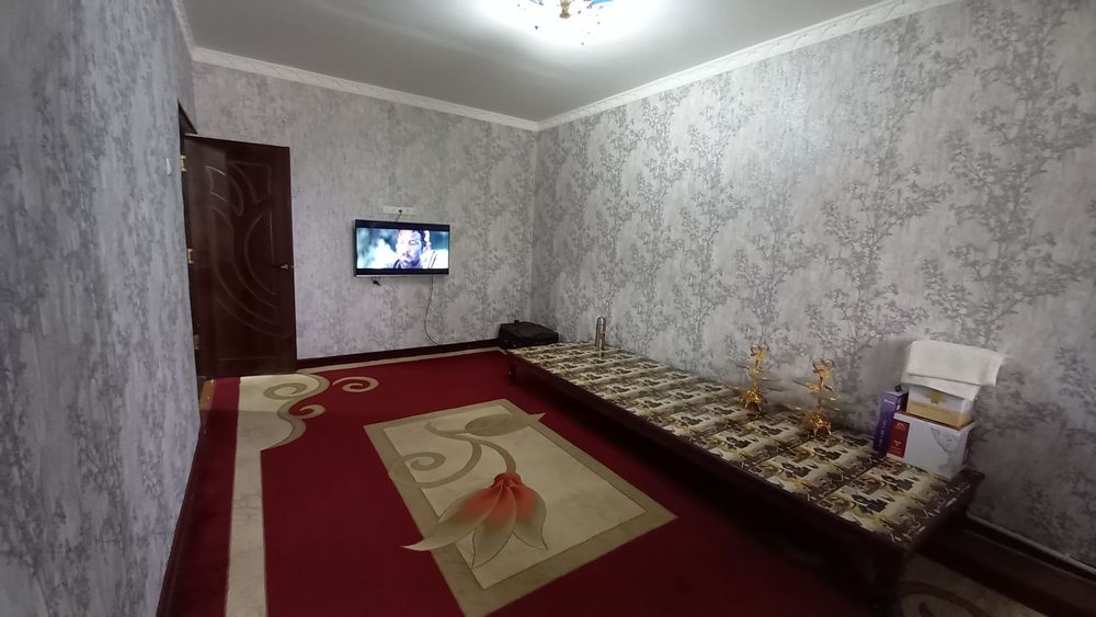 2 хонали квартира сотилади.