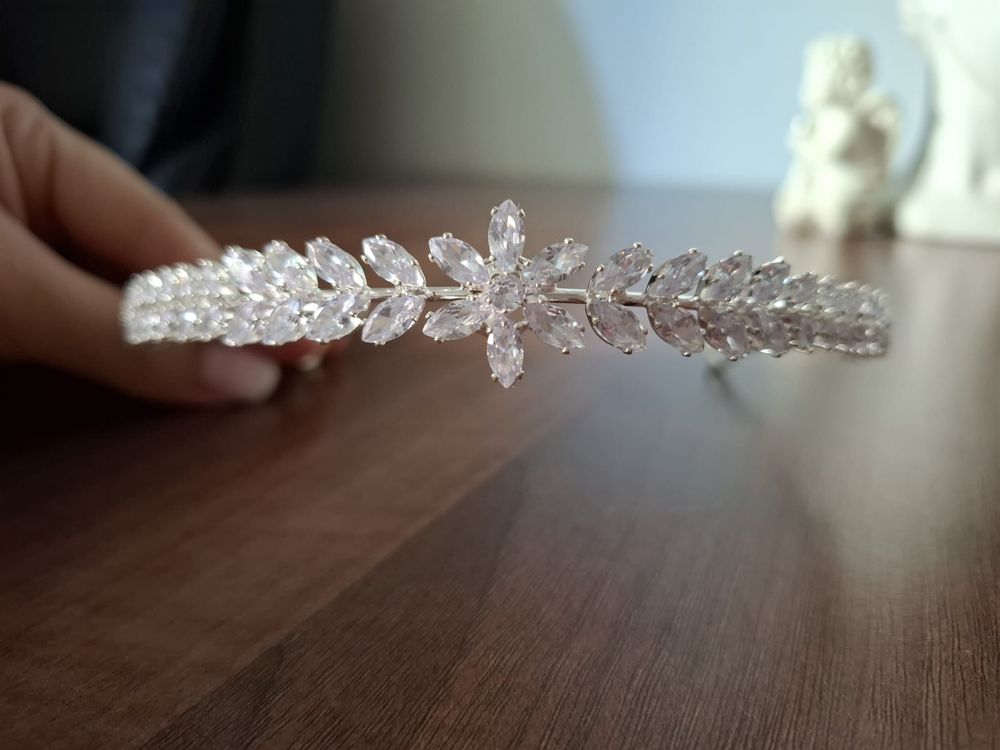 Diadema mireasa state perfecta