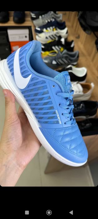 Футболный красовки