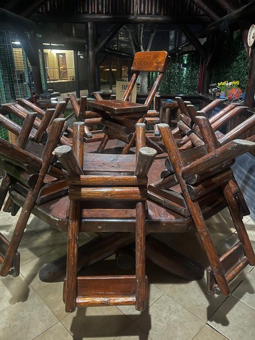 Vand masa rustica din lemn masiv - foisor + 10 scaune