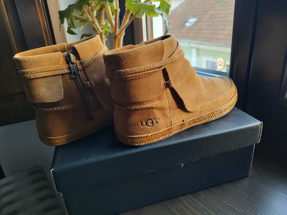 Ghete scurte UGG piele, camel, nr 37 bun ptr 35/36