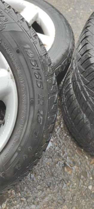 Anvelope iarna + jenti