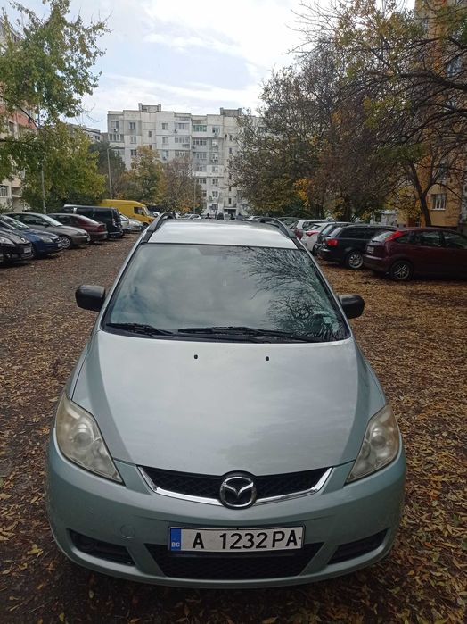 Продавам Mazda 5 в много добро техническо състояние