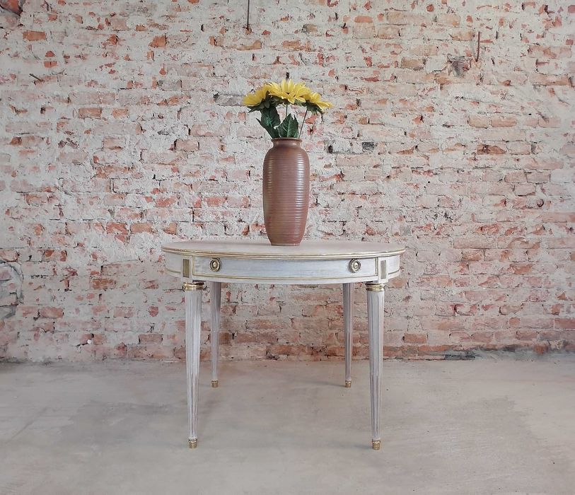 Masa veche rotunda, din lemn, reconditionata /Table/Mobila