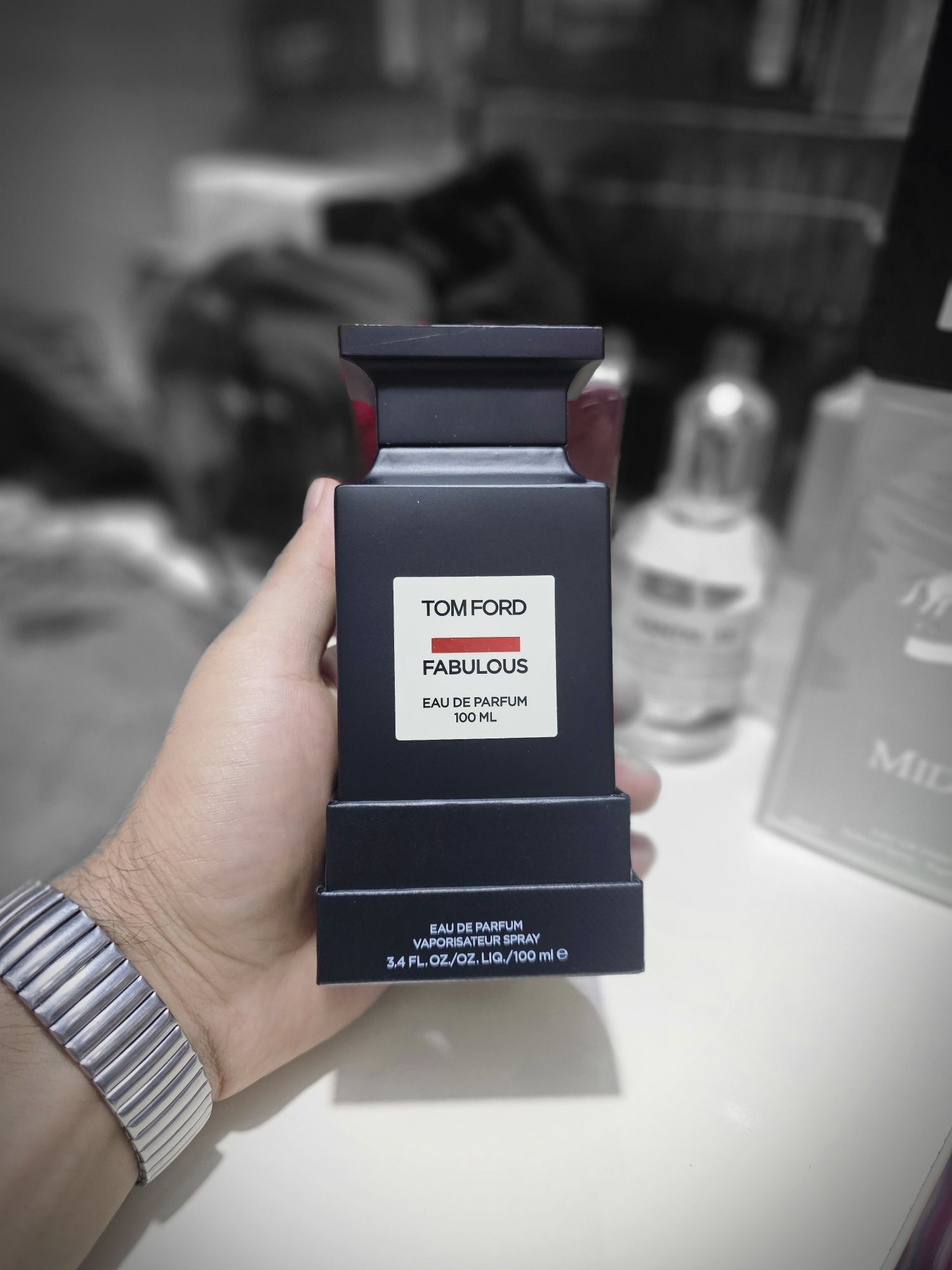 Tom Ford Fabulous

Yuqori notalar: adaçay (shalfey), lavanda

O‘r