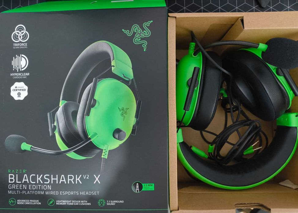 Casti gaming cu fir Razer Blackshark V2 X