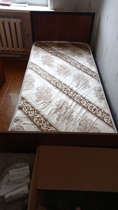 Кровать односпальная