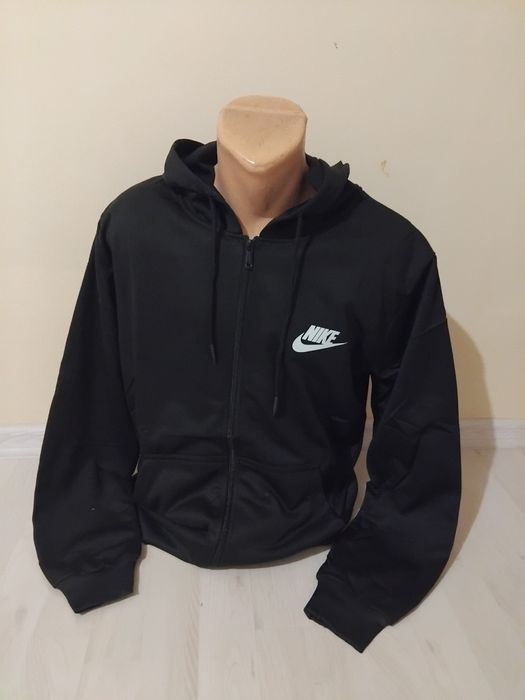 Bluzon baieti Nike ieftin.