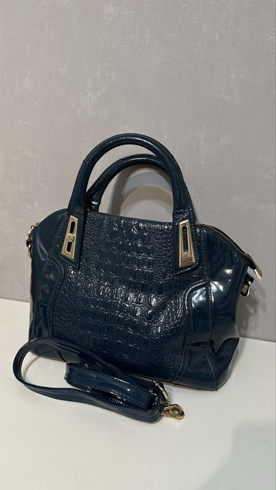 Изумрудная сумка