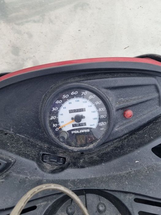 Vand snowmobil polaris 550cc 2timpi