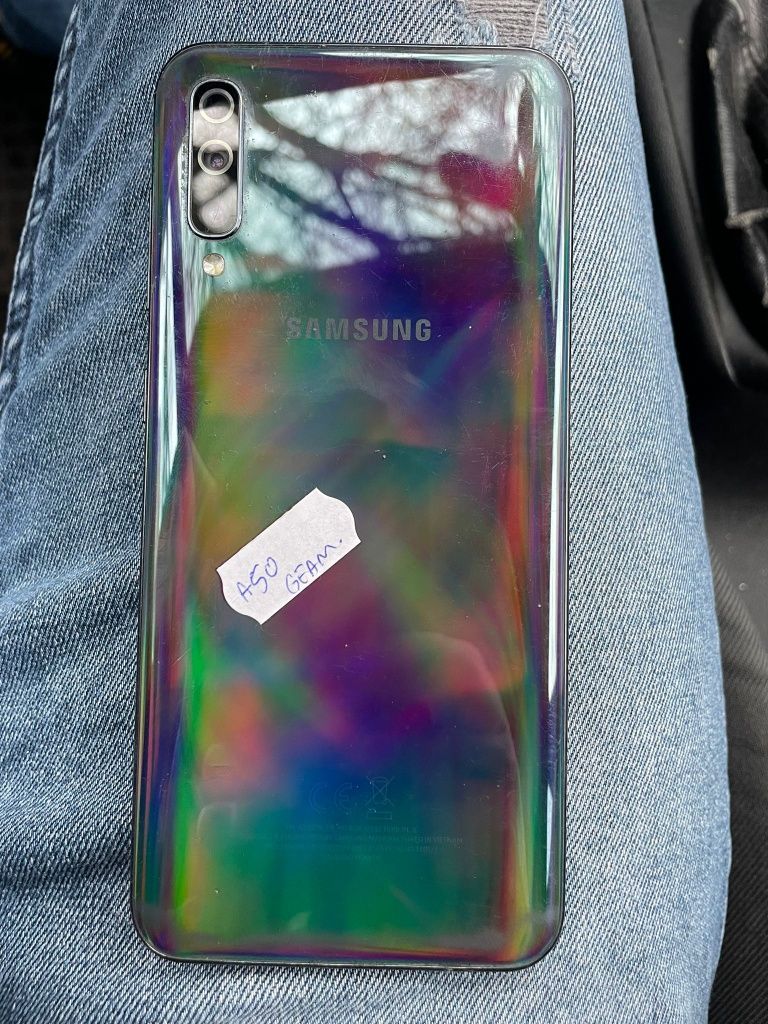 Samsung a50 crapat
