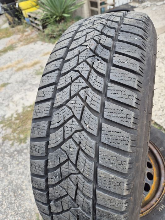 4бр. 195/65/15 зимни гуми Dunlop Winter sport 5