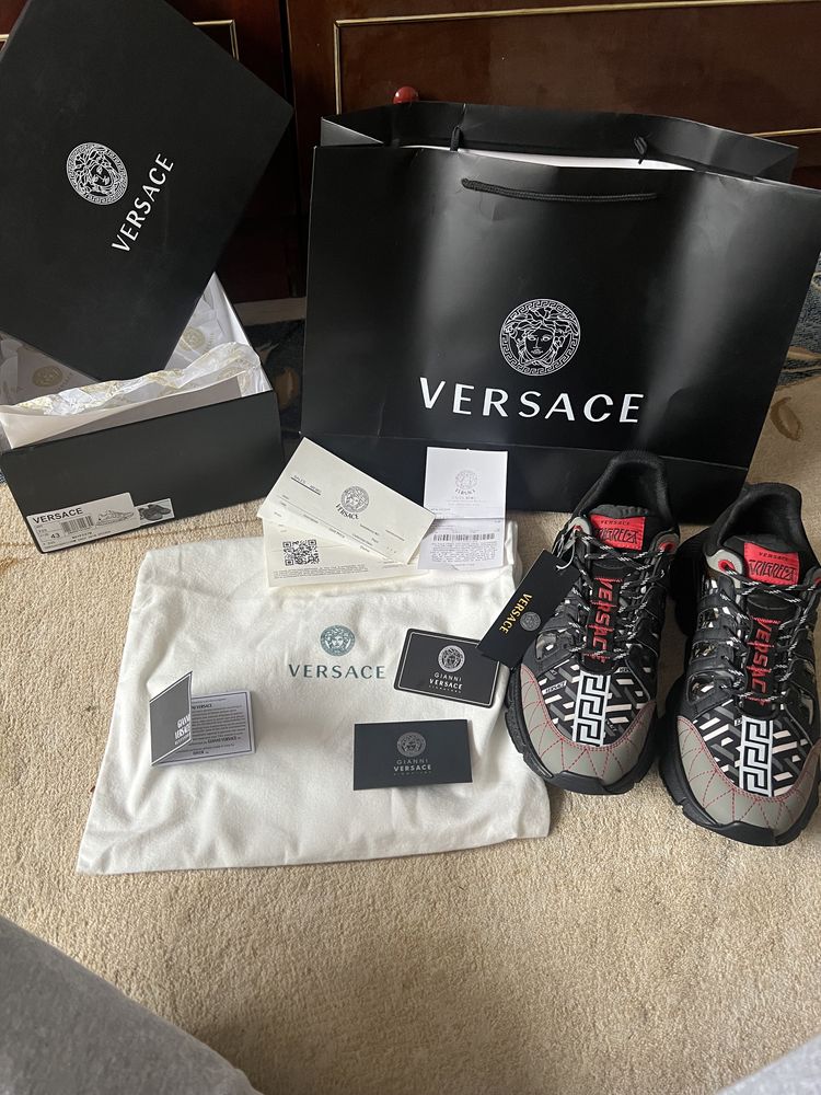 Versace trigreca (originali)