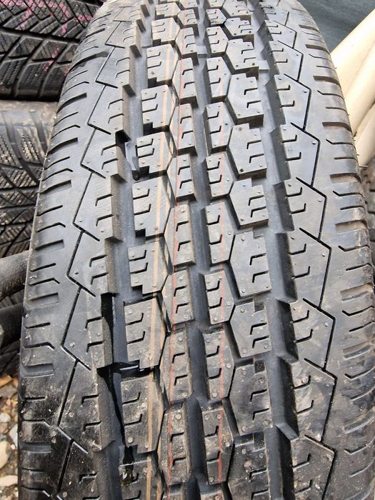Anvelopă 215R14C marca Security