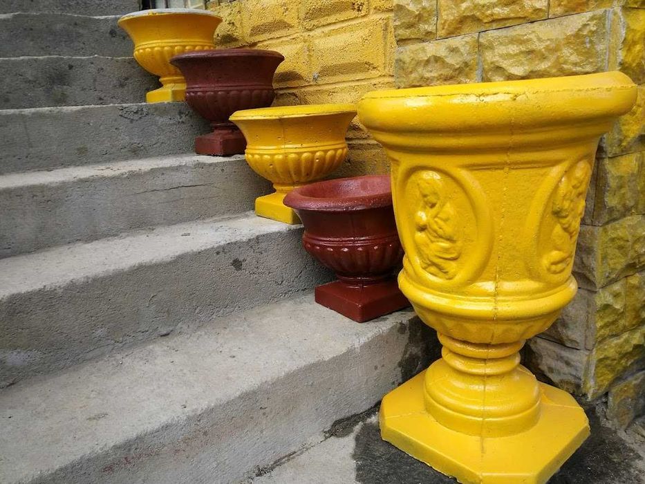 vaze de flor din beton