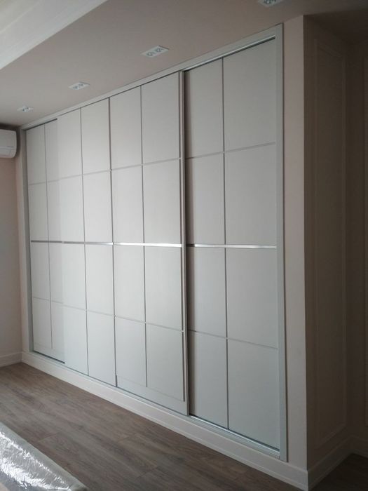 Шкафы и Гардеробы под заказ