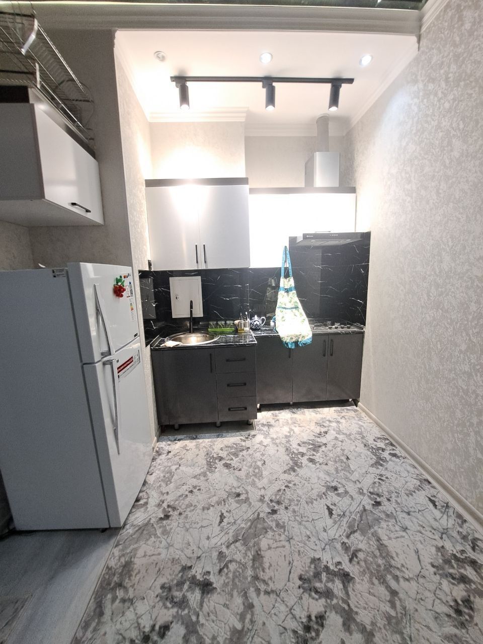 Sergeli Choshtepa metro yaqinida kvartira arendaga