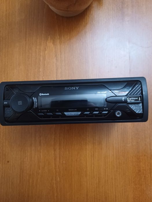Автомобилно радио SONY