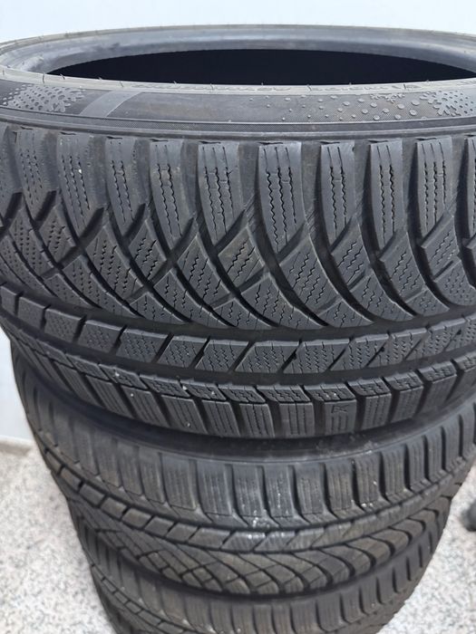 Гуми 245/40/18 Kumho 800 лв. комплект