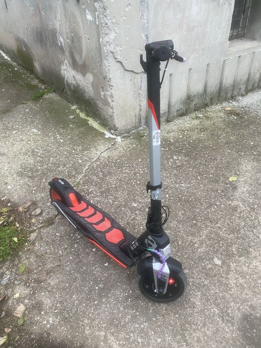 Електрическа тротинетка Aprilia